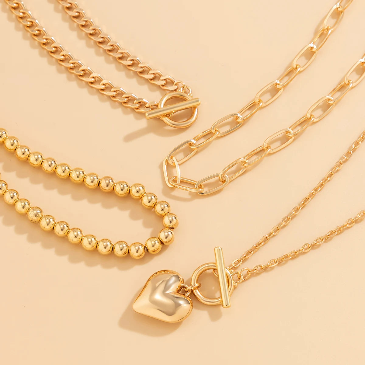 Punk Gold Cor Coração Colar de Pingentes, Fivela OT, Corrente de Pescoço Frisada, Gargantilha Y2K Trendy, 4 peças.