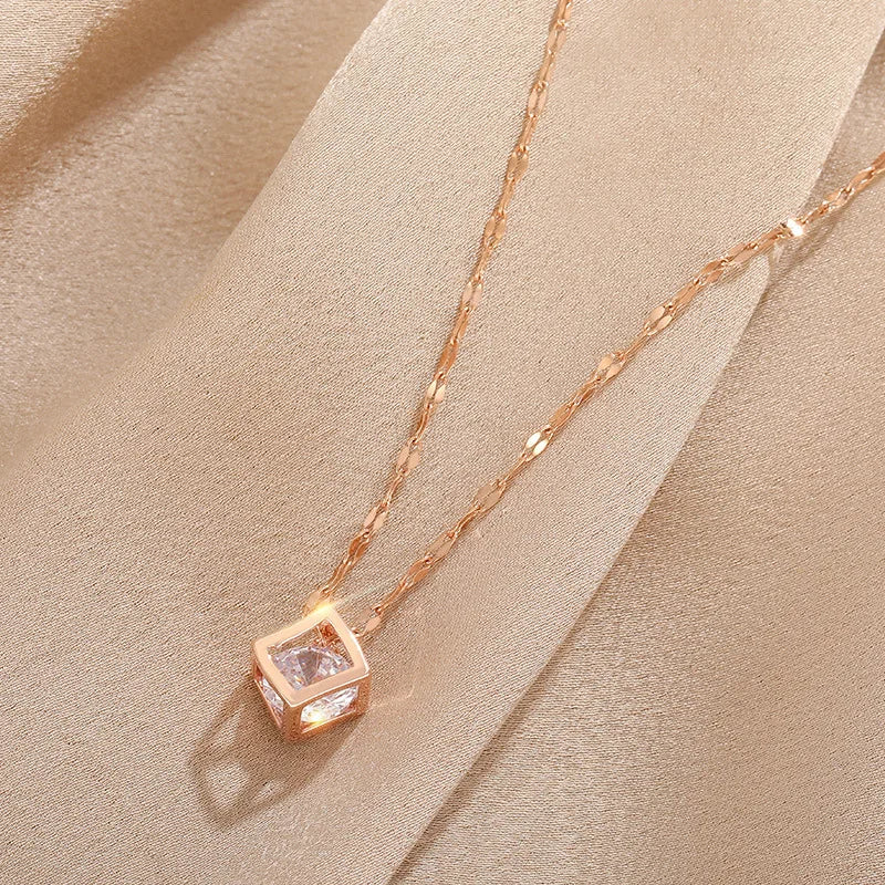 Zircão quadrado cristal pingente e colar, no aço inoxidável, corrente de clavícula, moda coreana.